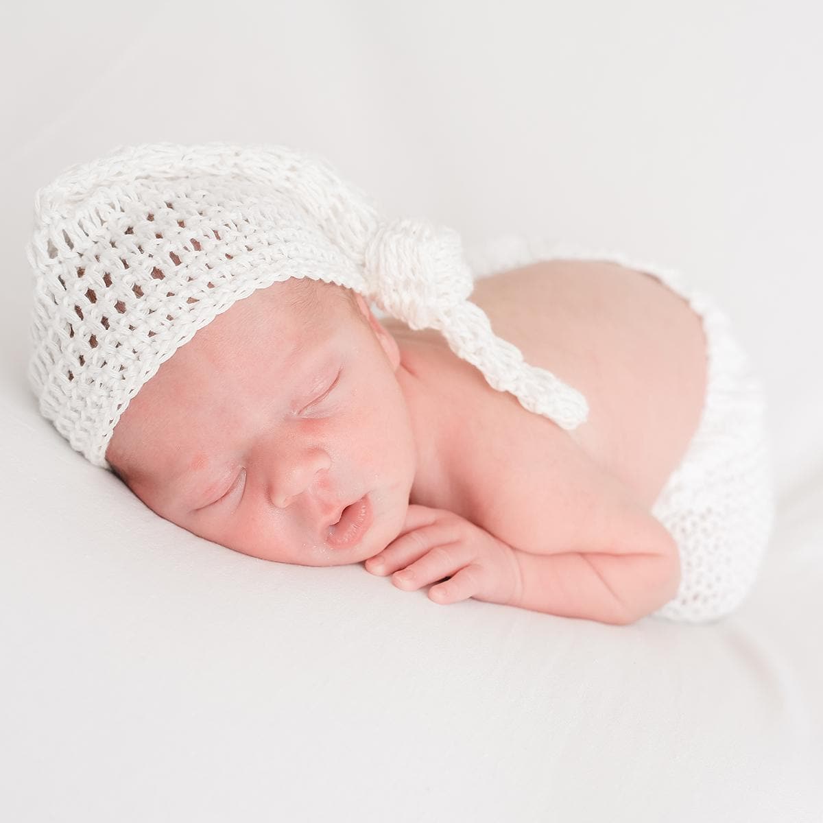 Crochet Baby Blanket and Hat Patterns