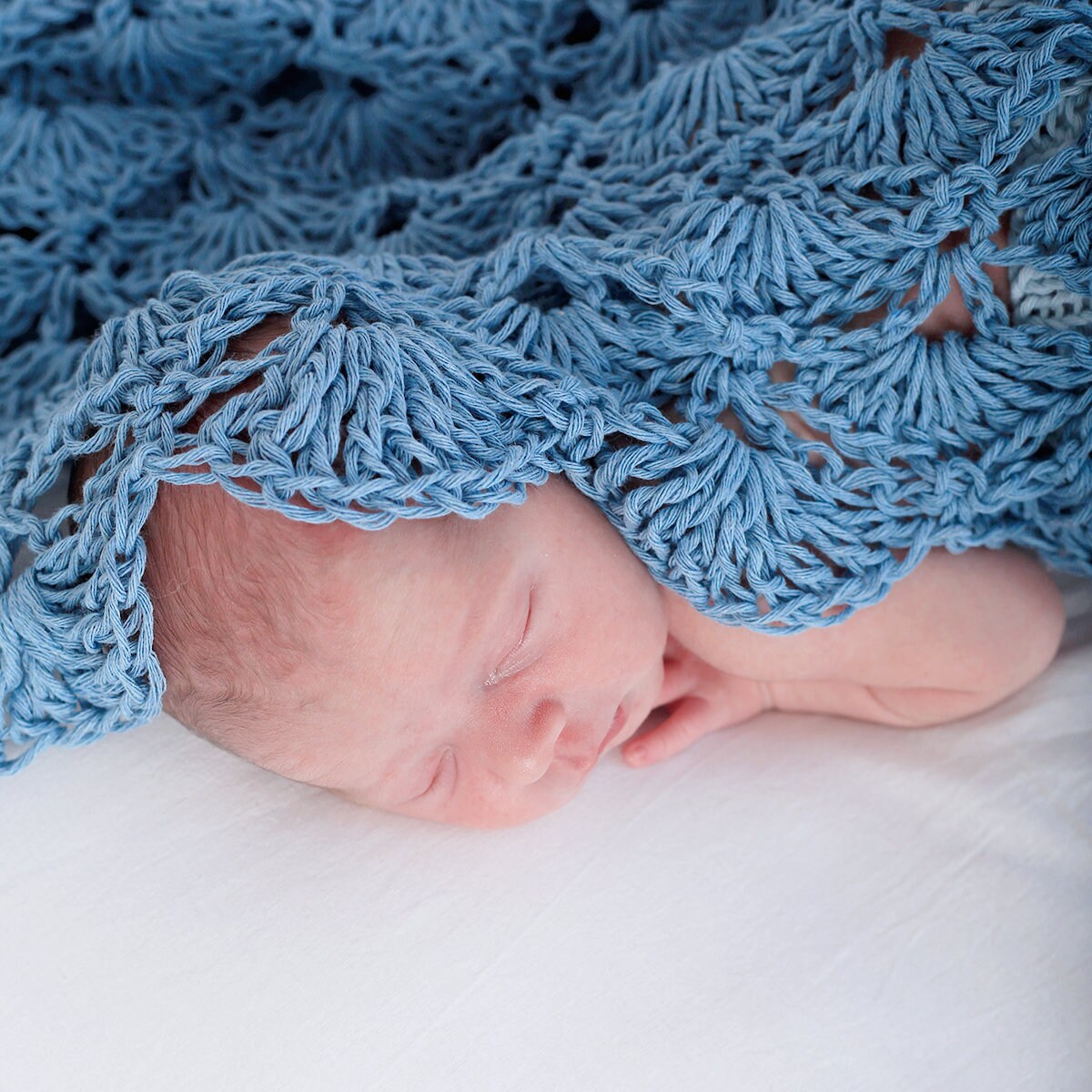 Emmy - Crochet Bassinet Baby Blanket Pattern