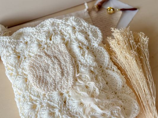 Emmy - Baby Blanket and Bonnet