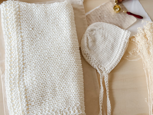 Amelia Baby Blanket and Bonnet