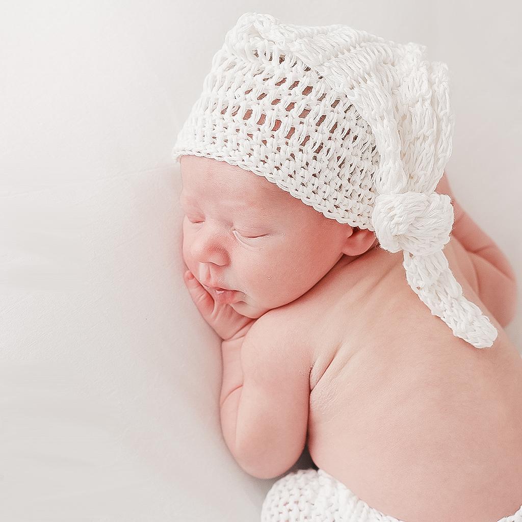 Crochet Baby Blanket and Hat Patterns