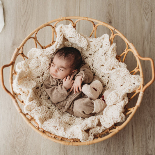 Crochet Pattern: Bassinet Baby Blanket Emmy