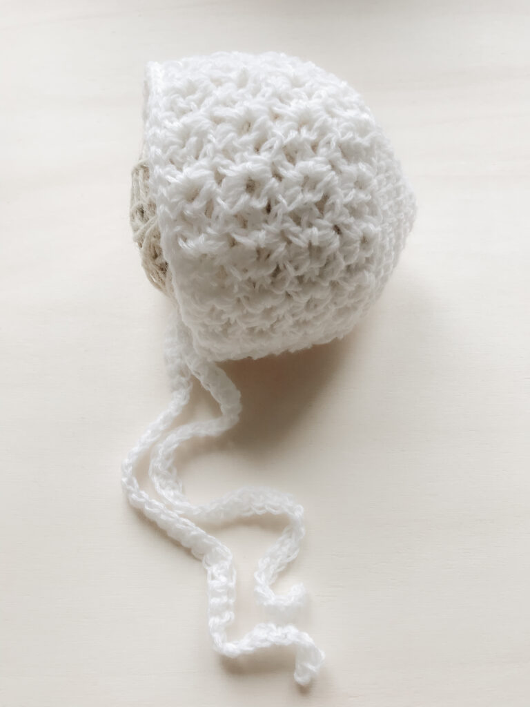 Gracy Baby Bonnet Pattern